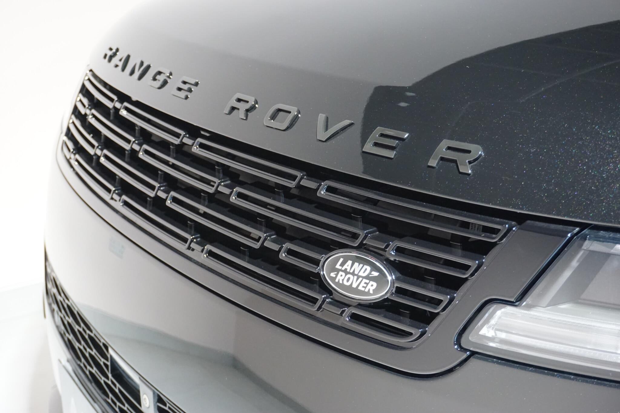 Land Rover Range Rover Sport 3.0 D300 MHEV Dynamic SE SUV 5dr Diesel Auto 4WD Euro 6 (s/s) (300 ps)